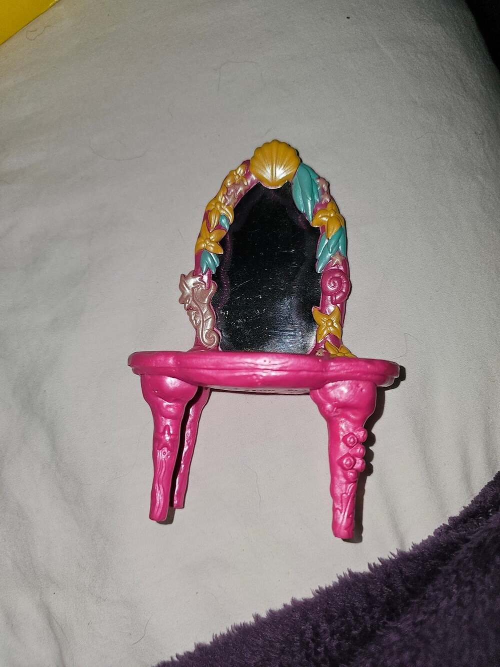 Ariel Disney Once Upon a Story Mini Doll Vanity – The Little Mermaid – 5''
